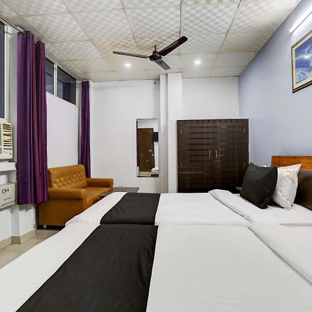 Collection O Hotel Moon Light Lucknow Exterior photo